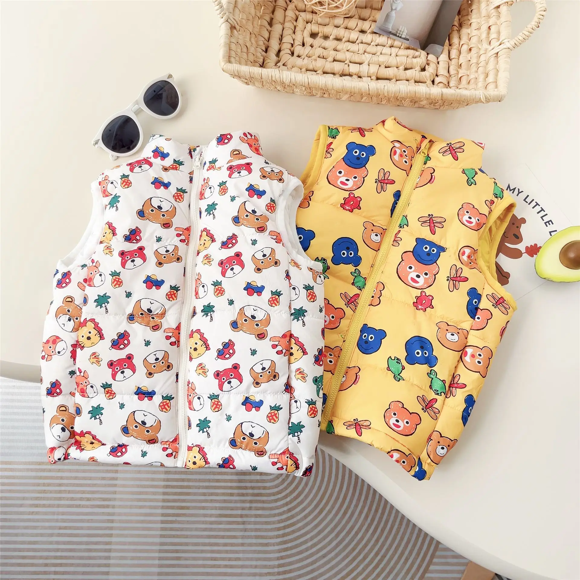 سترة كلاسيكية لخريف وشتاء 2024 للأولاد والبنات من القطن مطبوعة بالكامل سترة دافئة للأطفال لارتدائها #2