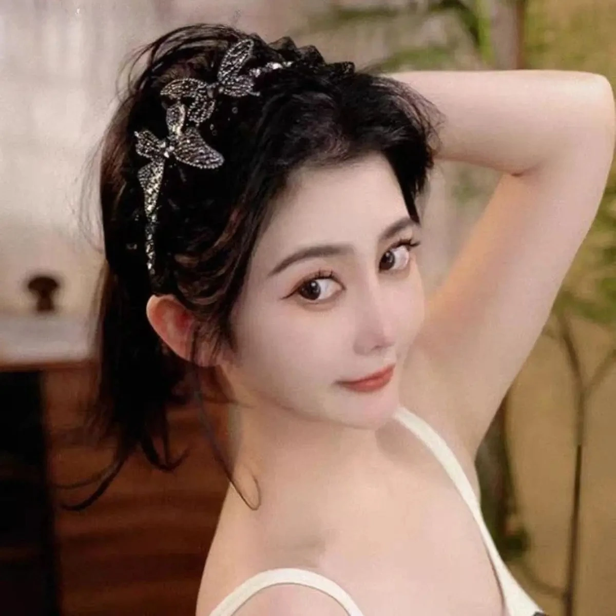 

Women Handmade Mesh Lace Sequins Rhinestone Butterfly Hairband Ladies Pleated Headband Female Hair Accessories New Headwear