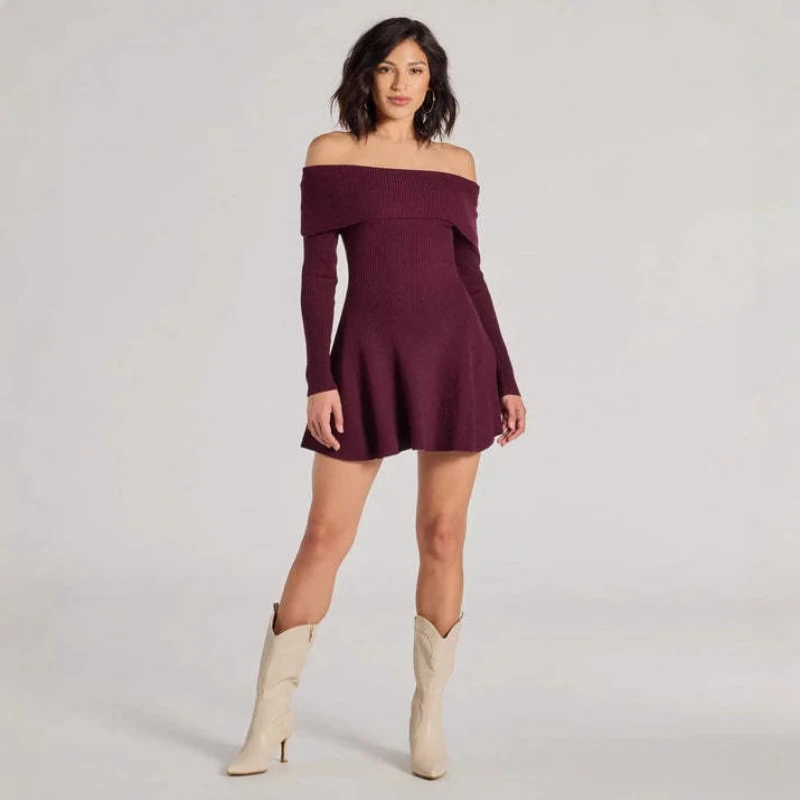 

New Sexy One-word Shoulder Short Solid Color Knitted Dress Short Skirt Female Beauty Temperament Elegant Elegant Fashion