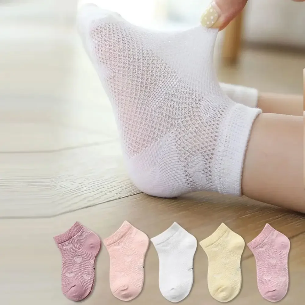 5 paires de chaussettes douces et respirantes, absorbant la transpiration, en coton, à mailles, courtes, pour enfants.