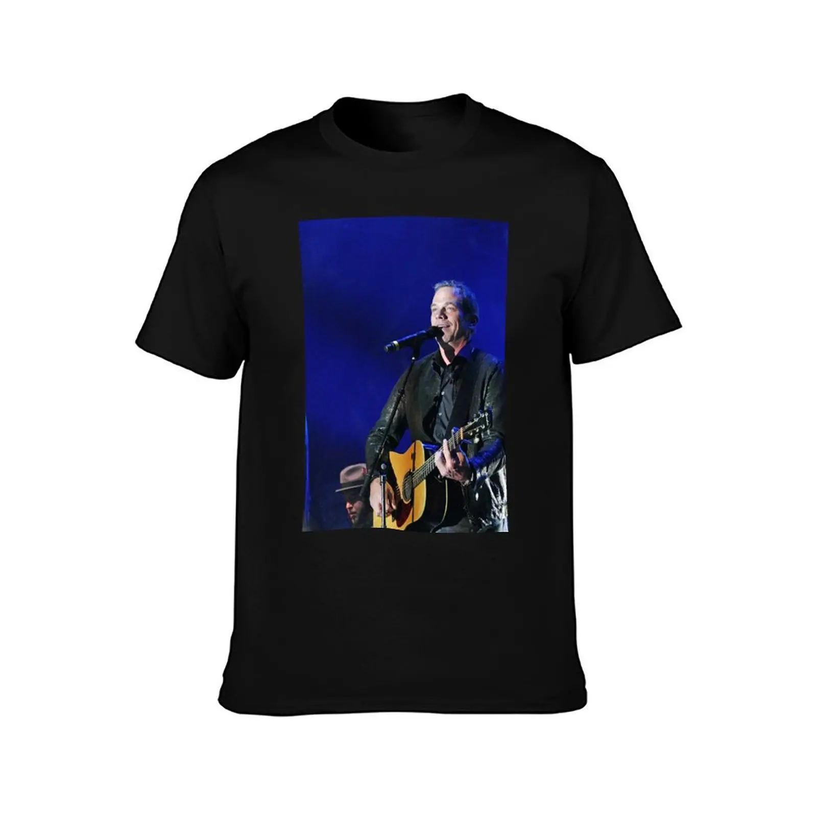 r780/ New Finition 2021: GAROU Singer new 3 (c)(h) expressive photos ! Olao-Olavia by Okaio Créations T-Shirt