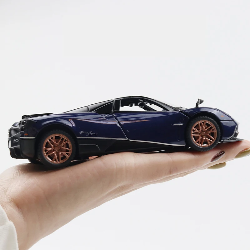 1:32 Simulation Pagaali Huayra Dinastia Alloy Racing Car Model Decoration Diecast Toy Vehicles Metal Sound Light Boy Toys Gift