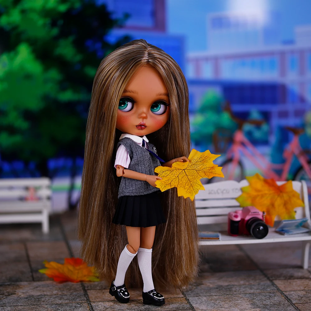 ICY DBS Blyth-pop Donkere huid Heet meisje Mat gezicht Handgeschilderde make-up Veelzijdige casual outfit Jurk Anime Meisje 19-gewrichten Lichaam BJD