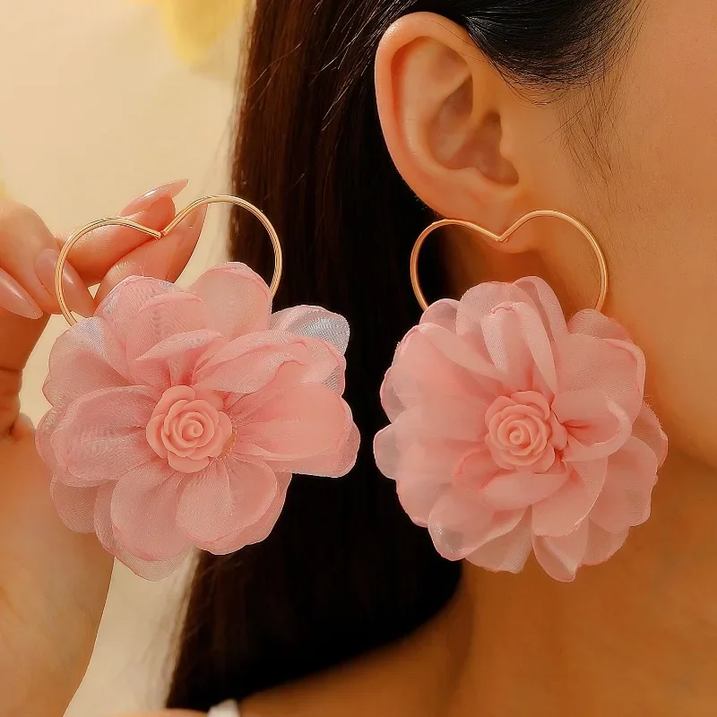 

Charming Fabric Yarn Flowers Leaves Hearts Stud Earring for Women Fashion Customized Jewelry Minimalist Accessories Wholesale
