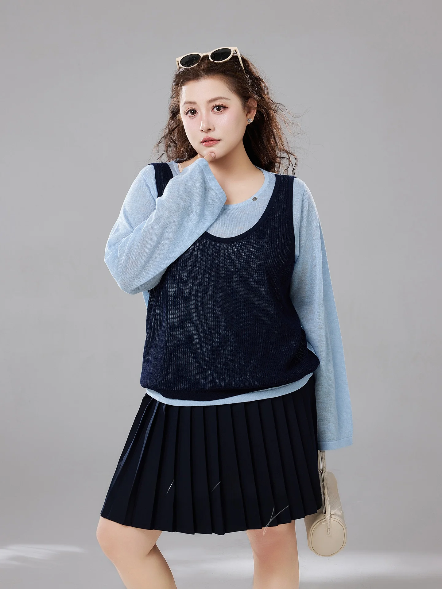 

Simple Stylish Large Size Women's Knitted Vest Top Spring New Arrival Fake Two-Piece Long Sleeve Overhead Shirt DMRORO