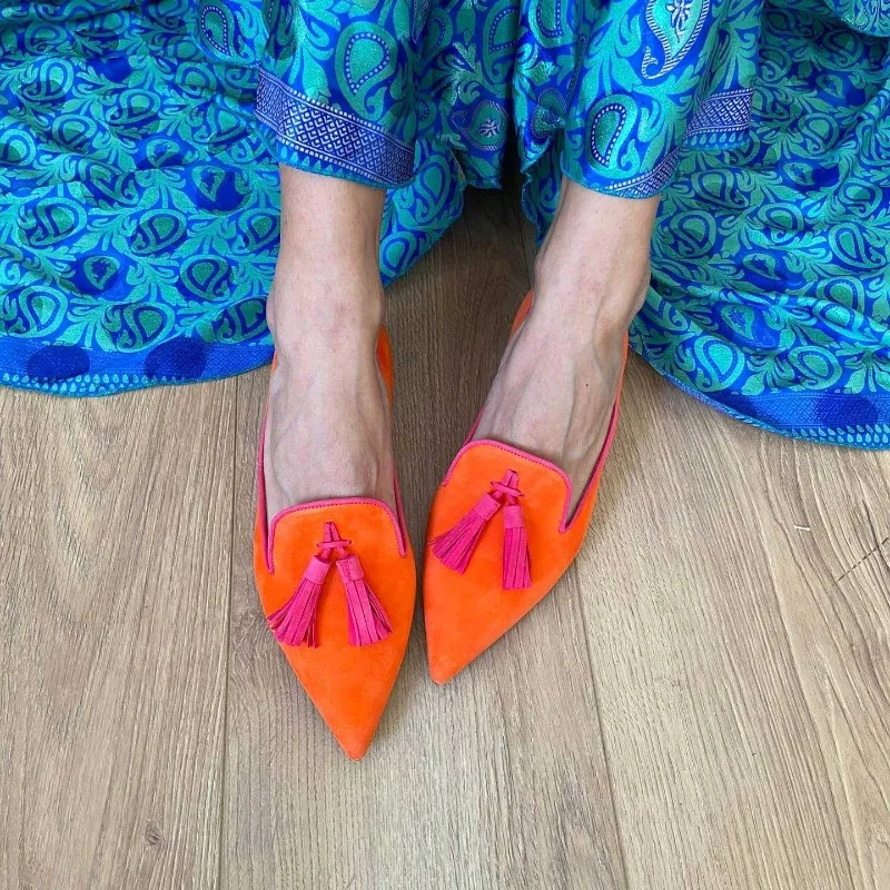 Spring/Summer 2026 Solid Color Fashion Low Heel Pointed Toe 40-43 Low Cut Fringe New Style Casual Women's Sandals，British Style