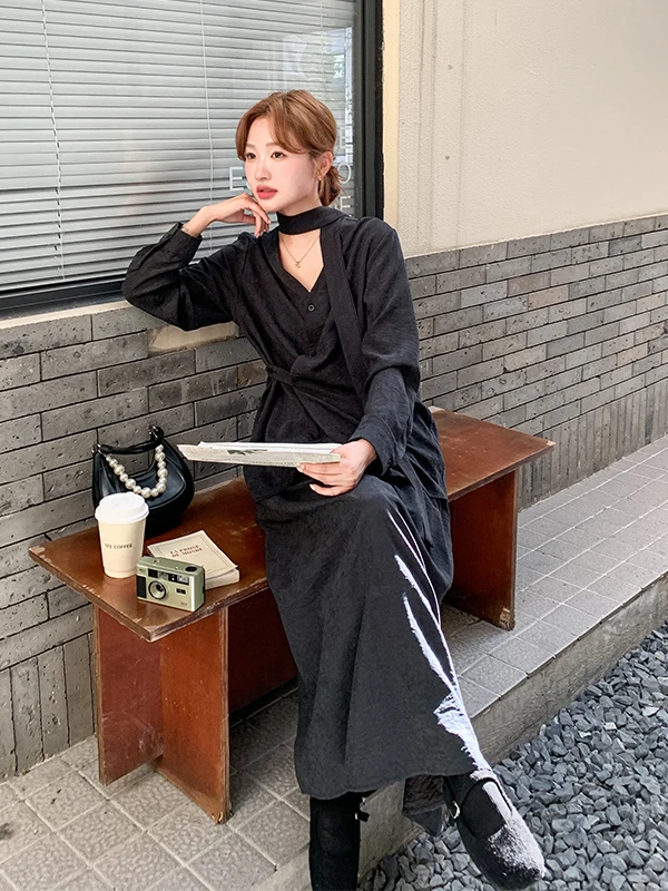 

Black V-neck Top Skirt Set Women's Spring Autumn 2026 New Korean Style Slimming Two-piece Set High Waist Long Sleeve Button