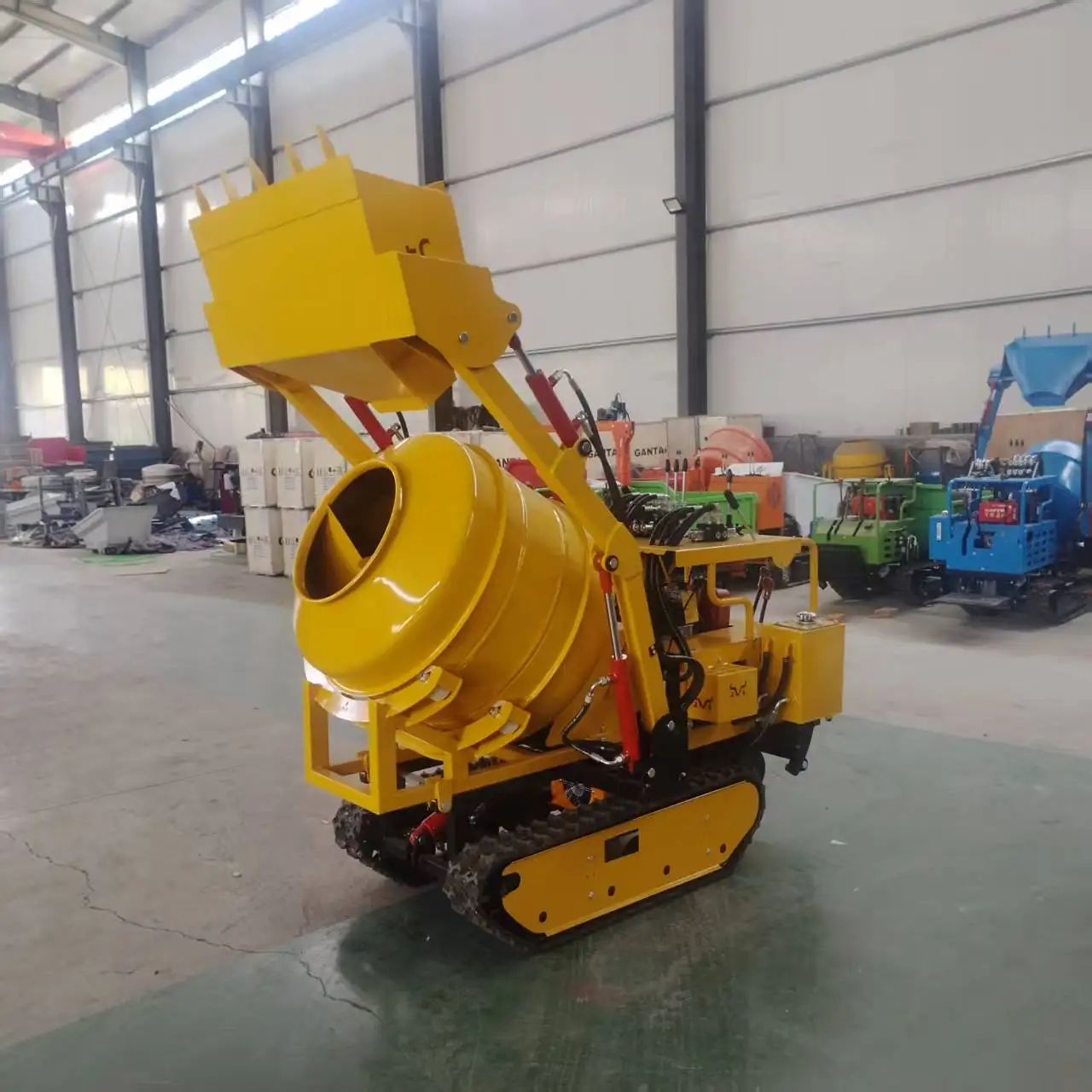 Portable Diesel Small Concrete Mixer Machine Small Concrete Mixer Construction Mini Track Dumper Crawler Concrete Mixer Truck