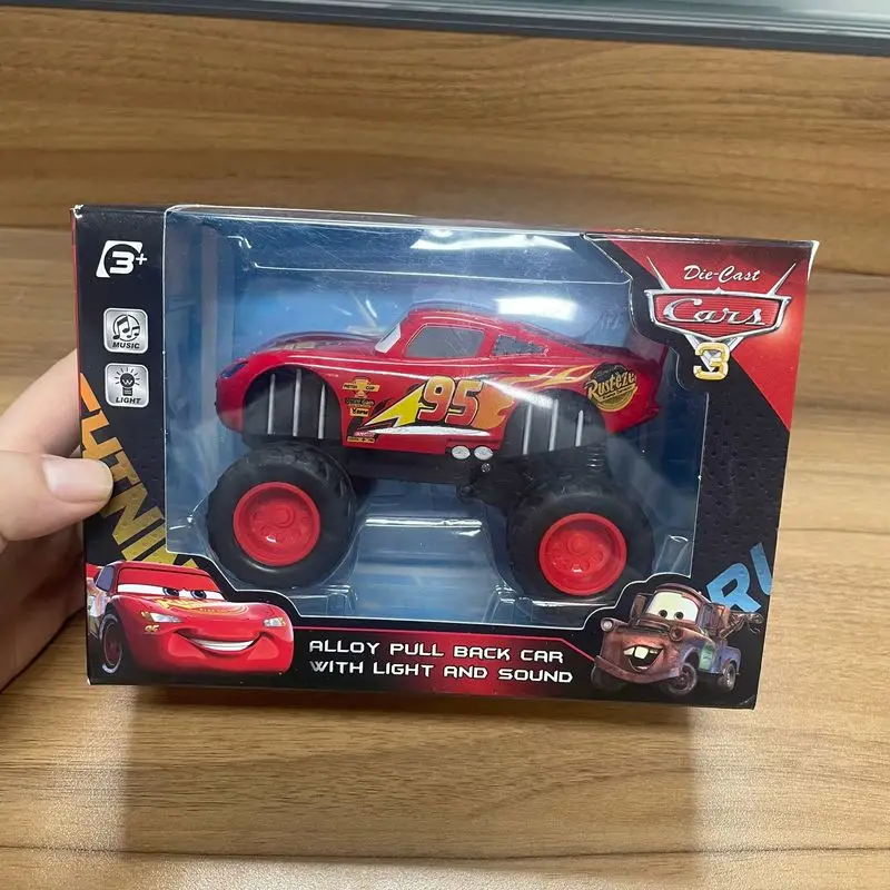 Lightning Mcqueen 디즈니 모델 자동차 3 다이캐스트 관성 잭슨 스톰 풀백 휠 피규어 오프로드 하이 레그 차량 장난감 선물