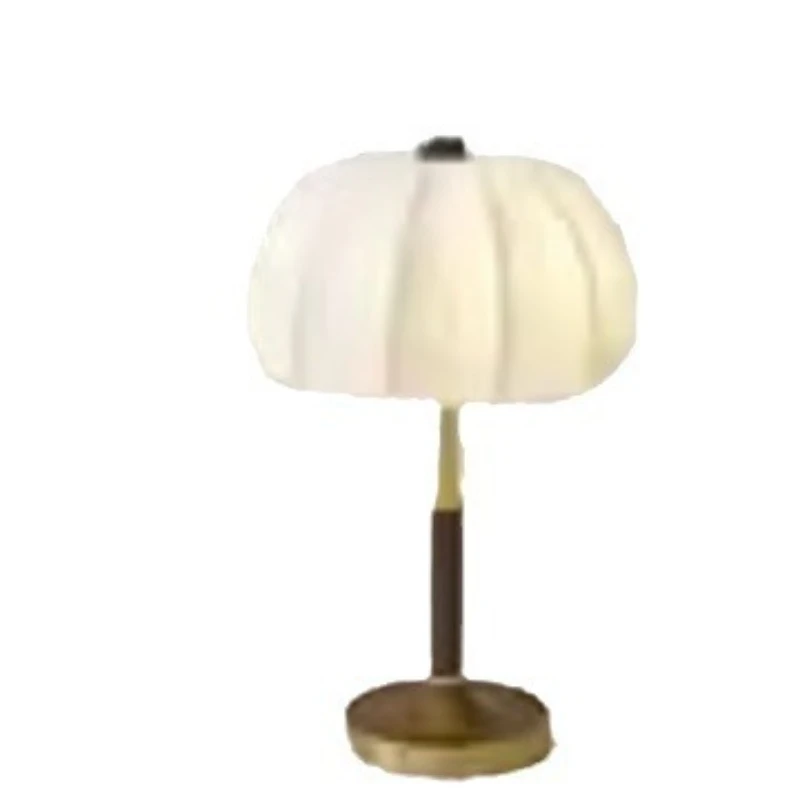 

New American retro mid-ancient style solid wood desk lamp bedroom French fabric wabi sassafras designer maste