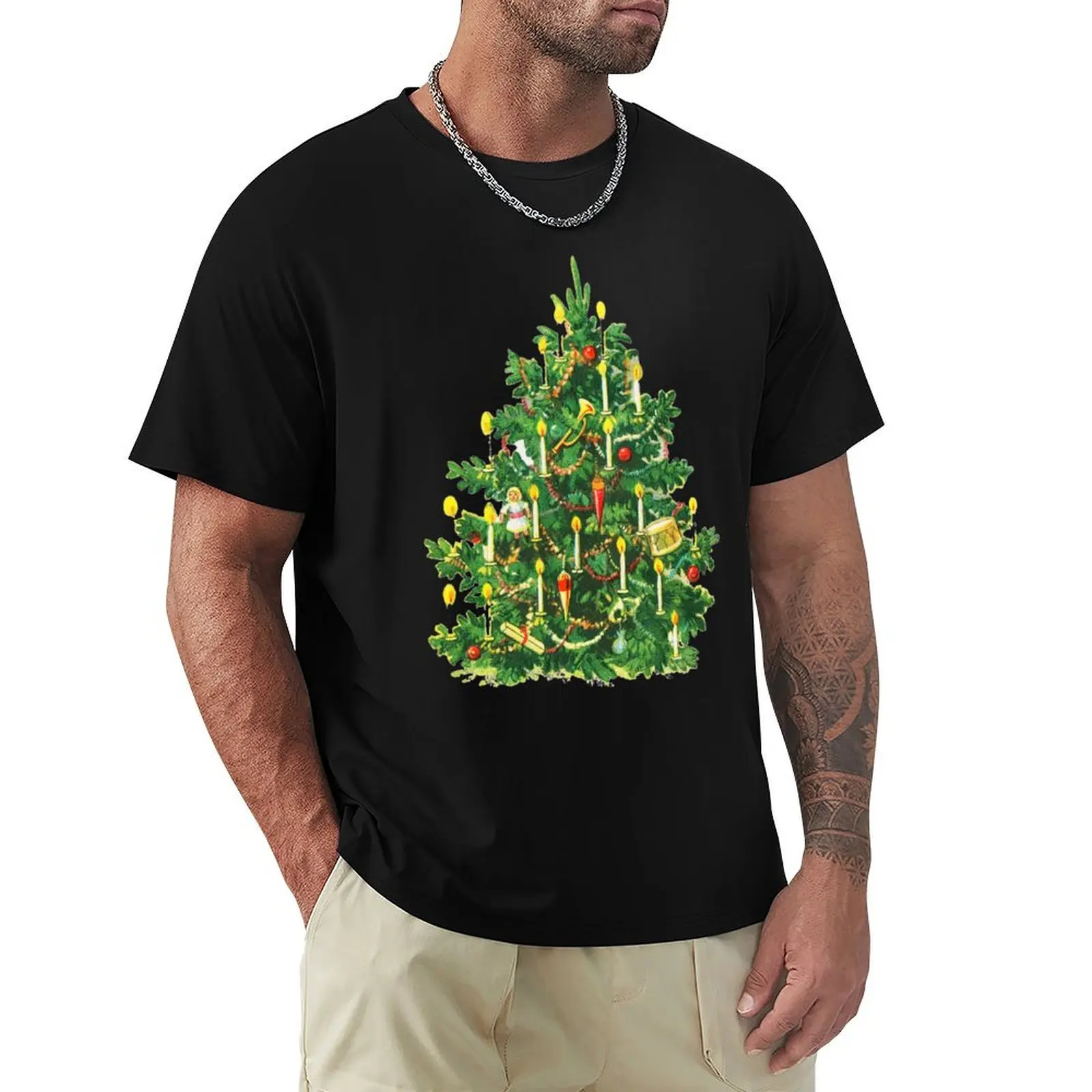 Christmas Tree Greetings (1921) Vintage Antique Decorated Xmas Tree T-Shirt Casual Basic Short Sleeve T-Shirt