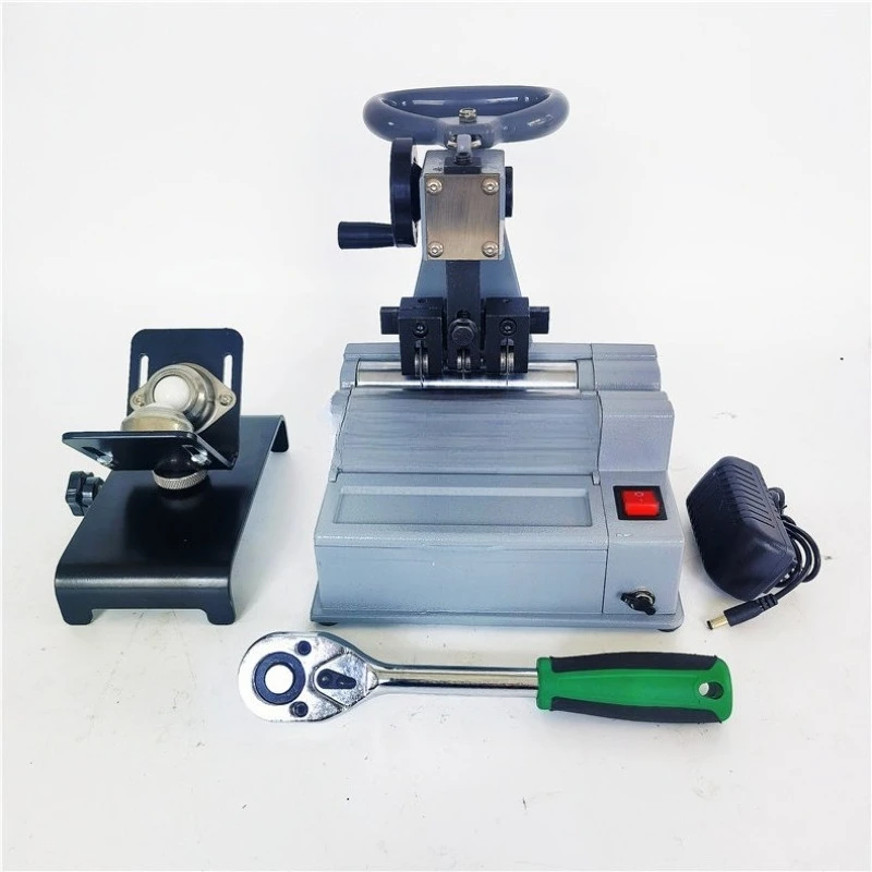 

Charging and plugging in cutter Electric cutter, cutting machine Stainless steel cold cutting machine