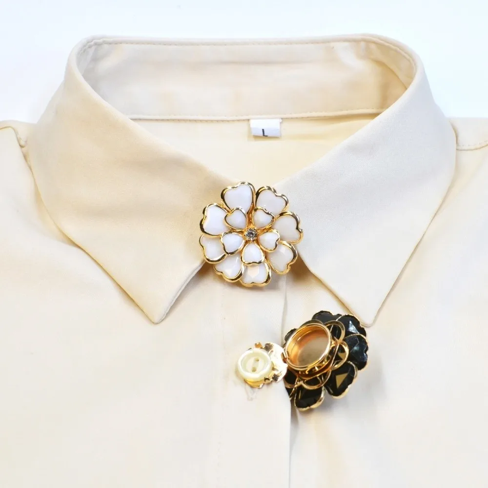 1pc Transparent Rhinestones Floral Cufflink Brooch Buckle Clothing Accessories Rhinestone-embellished Shirt Buttons DIY