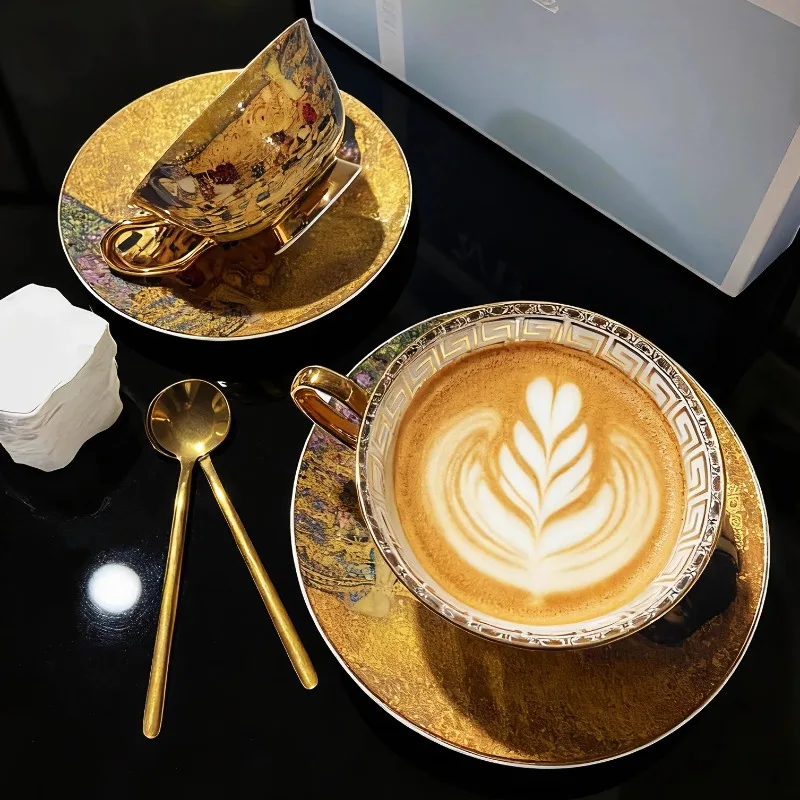 

High-quality Stainless Steel Cup Game Coffee Cups Set Mugs Ceramic Teacup Saucer Set Dishes Tumbler Folding Glasses Furniture