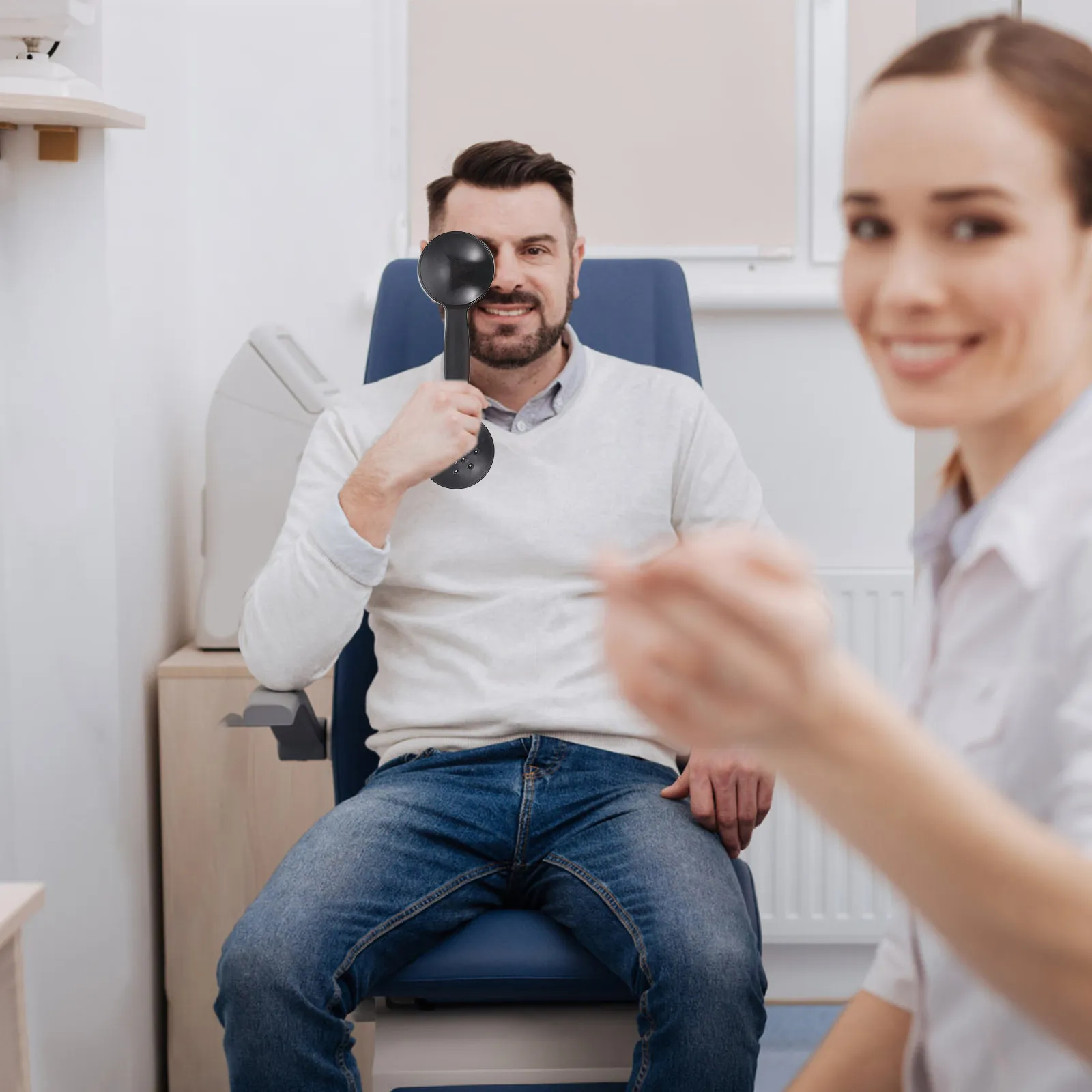 

Набор из 2-х окклюдеров для проверки зрения, высококачественные нескользящие ручные глазные пластинки для оптометрических исследований