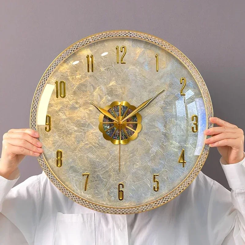 Modern Luxury Wall Clocks Decoration Metal Elegant Silent Wall Clocks Living Room Italian Design Home Decor Reloj De Pared LLWC