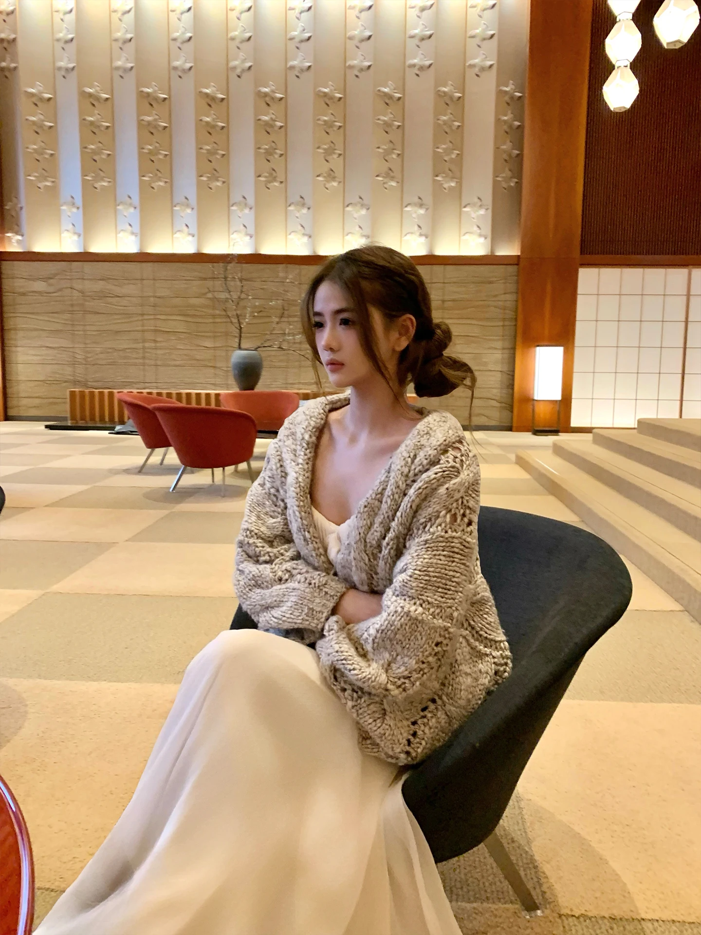 

Handmade Oaeal Color Sweater GYO Vintage Sle Loose Fit Soft Wool Blend Knitted Sweater for Women Warm Thiened Autumn...