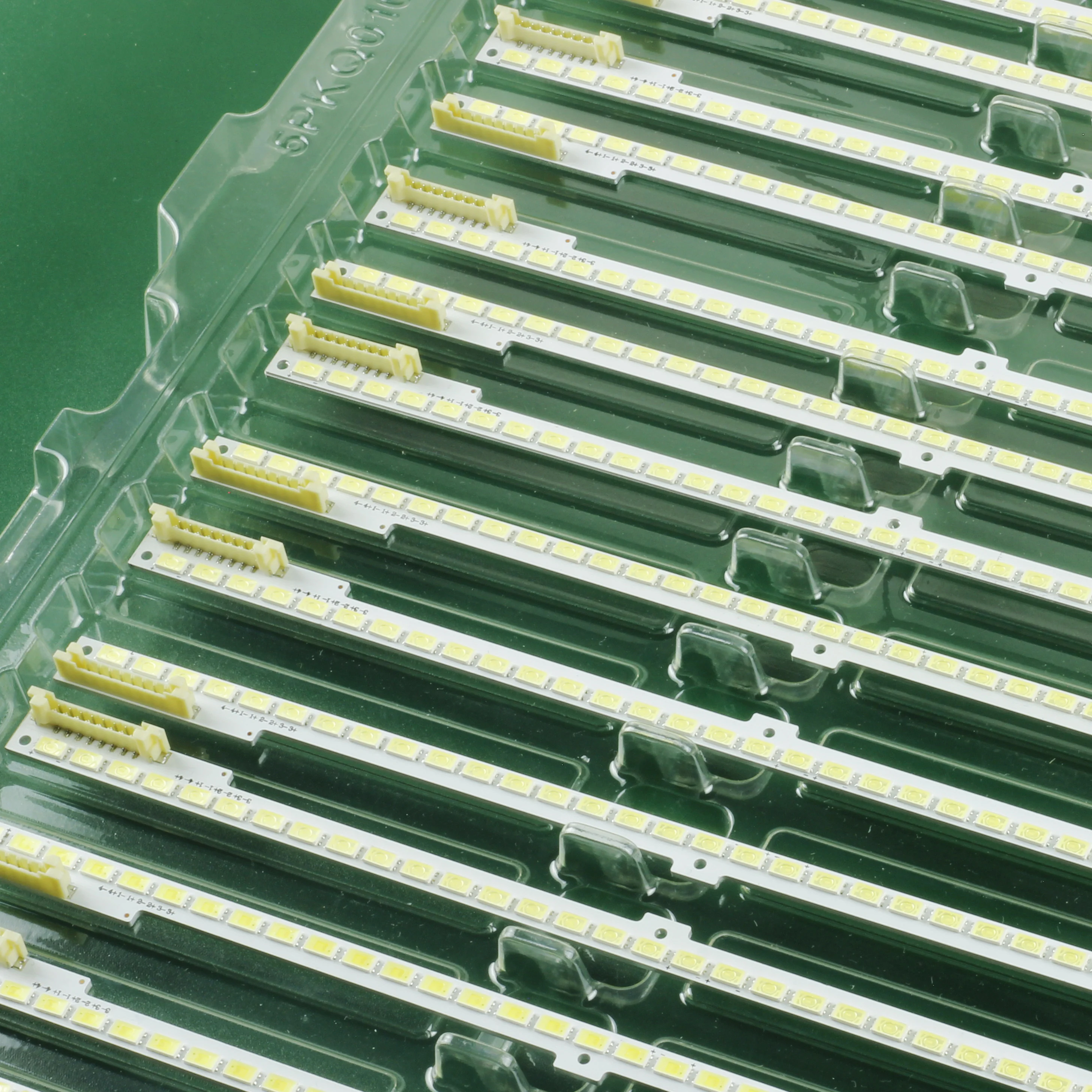 LED バックライト ストリップ 2011SVS40 6.5K LTJ400HV01-J LTJ400HV02-J UE40D6530WS UE40D6510WS UA40D6600WN UE40D7000 UA40D6530 UE40D6750