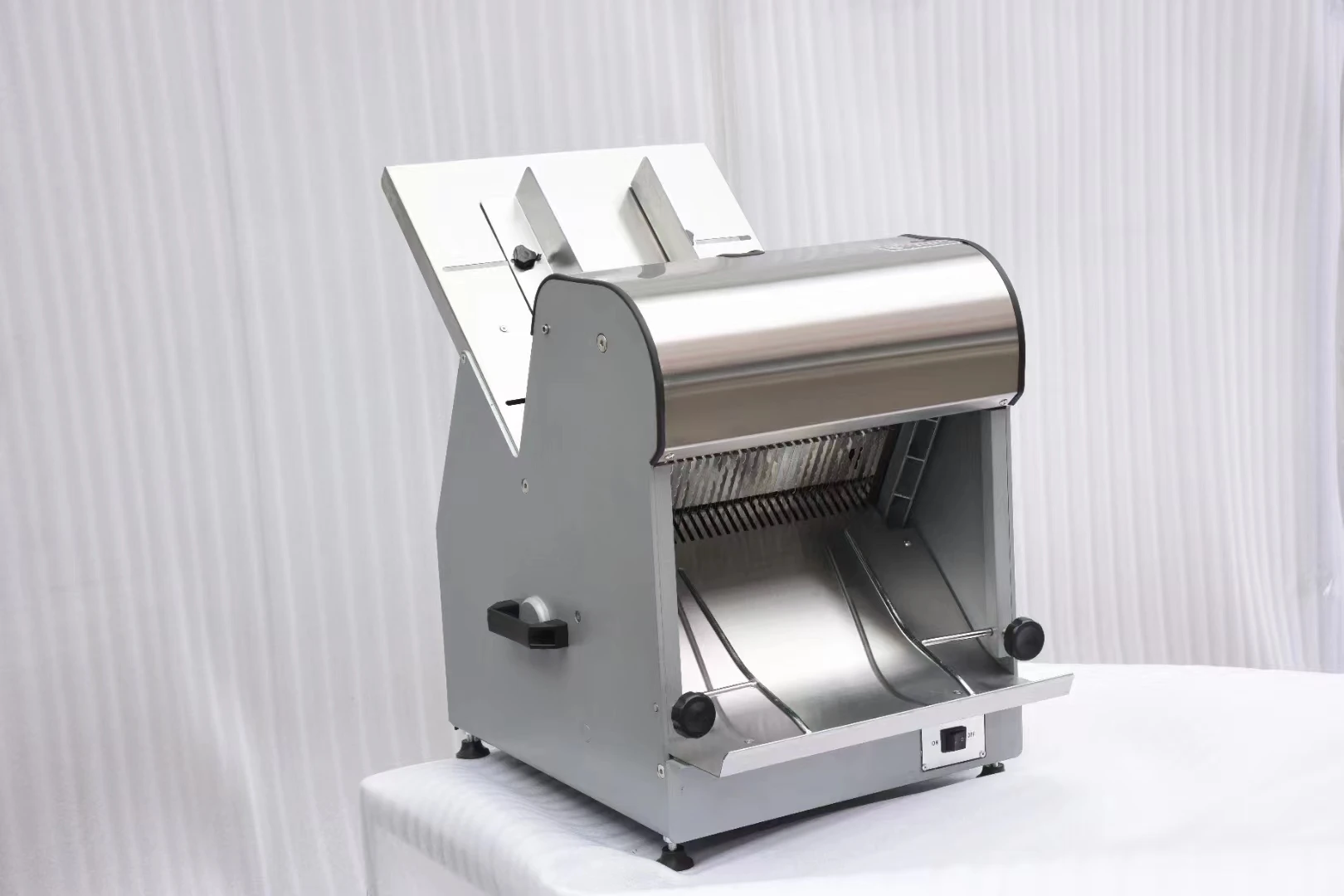 Commercial Mechanical Bakery Bread Shop Cutting Cutter 31electric Automatic With Low Noise