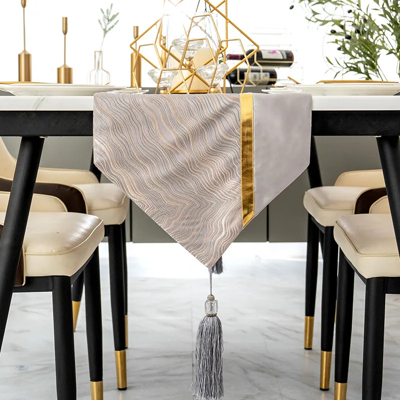 

Light Luxury Gold Coast Stitching Table Flag High-end Dining Table Tea Tarpaulin High-end banquet Tabletop Decor Table Runner