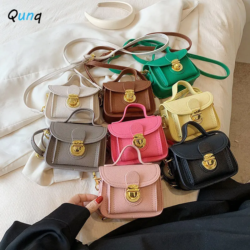 2023 Qunq Summer New Girls Ins Vintage Lovely Solid Ventilate Mini Small Square Bag Casual Children Crossbody Bags Holiday Gift