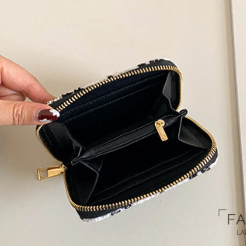 New Fashion Striped Short Wallet for Women Ladies Large Capacity Portable Zipper Coin Purse Coin Bag Multi-card Slot Card Holder