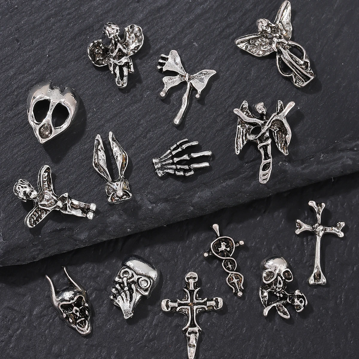 50 punk angel, croce, teschio e altre decorazioni per unghie miste casuali, decorazione per unghie fai da te in metallo y2k, glitter per unghie gotiche europee