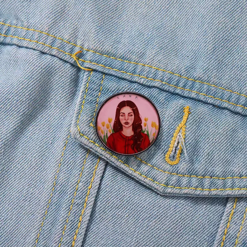 Lana Del Rey Badge Famous Diva Lapel Pin Fashion Woman's Brooch Shirt Sweater Coat Unique Jewelry Accessory Friend Gift