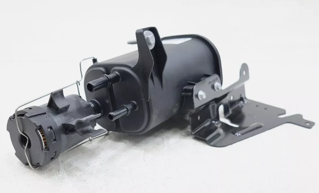 Contenitore per carbone LR072683 del gruppo serbatoio di stoccaggio del fluido dei ricambi auto