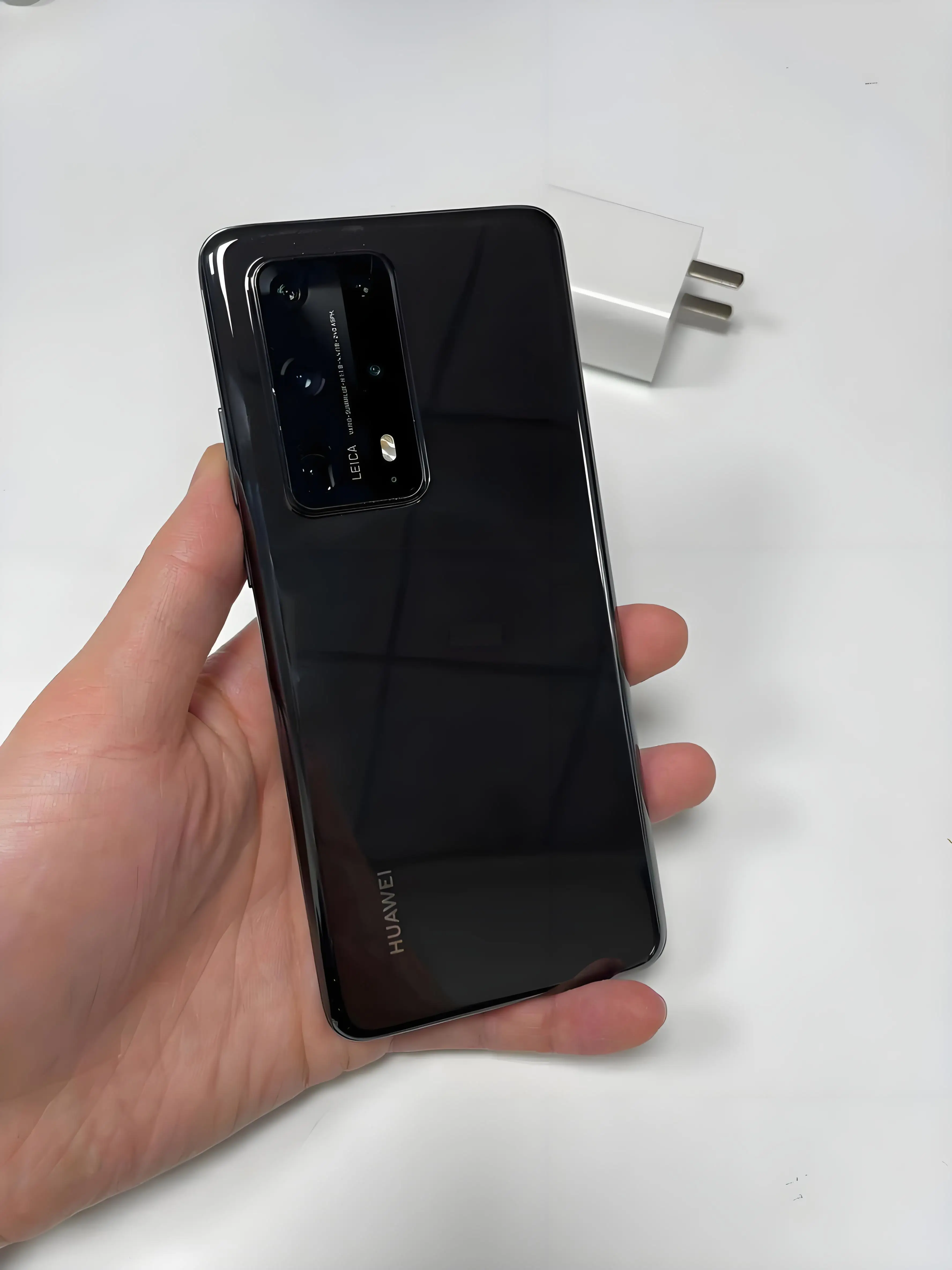 هاتف هواوي P40 Pro 5G الذكي أندرويد 6.58 بوصة 2640*1200px 4200mAh CPU Hisilicon Kirin 990 5G هاتف مستعمل