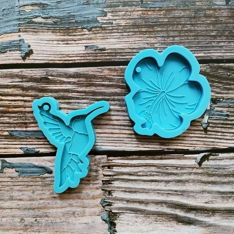 F19B Making Mold Epoxy Craft Hanging Hummingbird Bird Silicone Material Keychain Mold