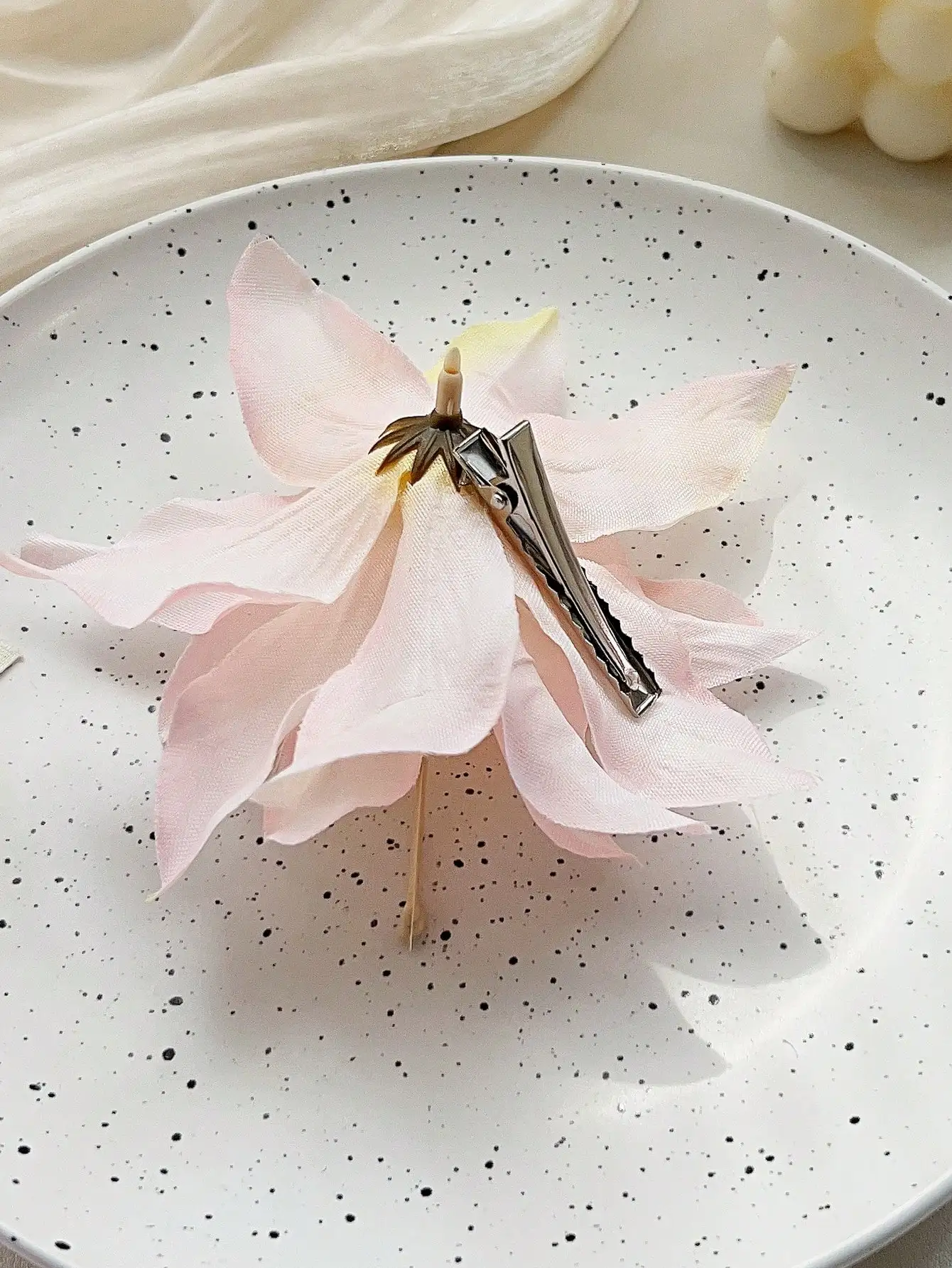 2-teiliges Set, elegante böhmische Blumen-Haarspangen, rosa und lila, große modische Haarspangen für Frauen, Strandurlaub, Haar-Accessoires – Detail 5