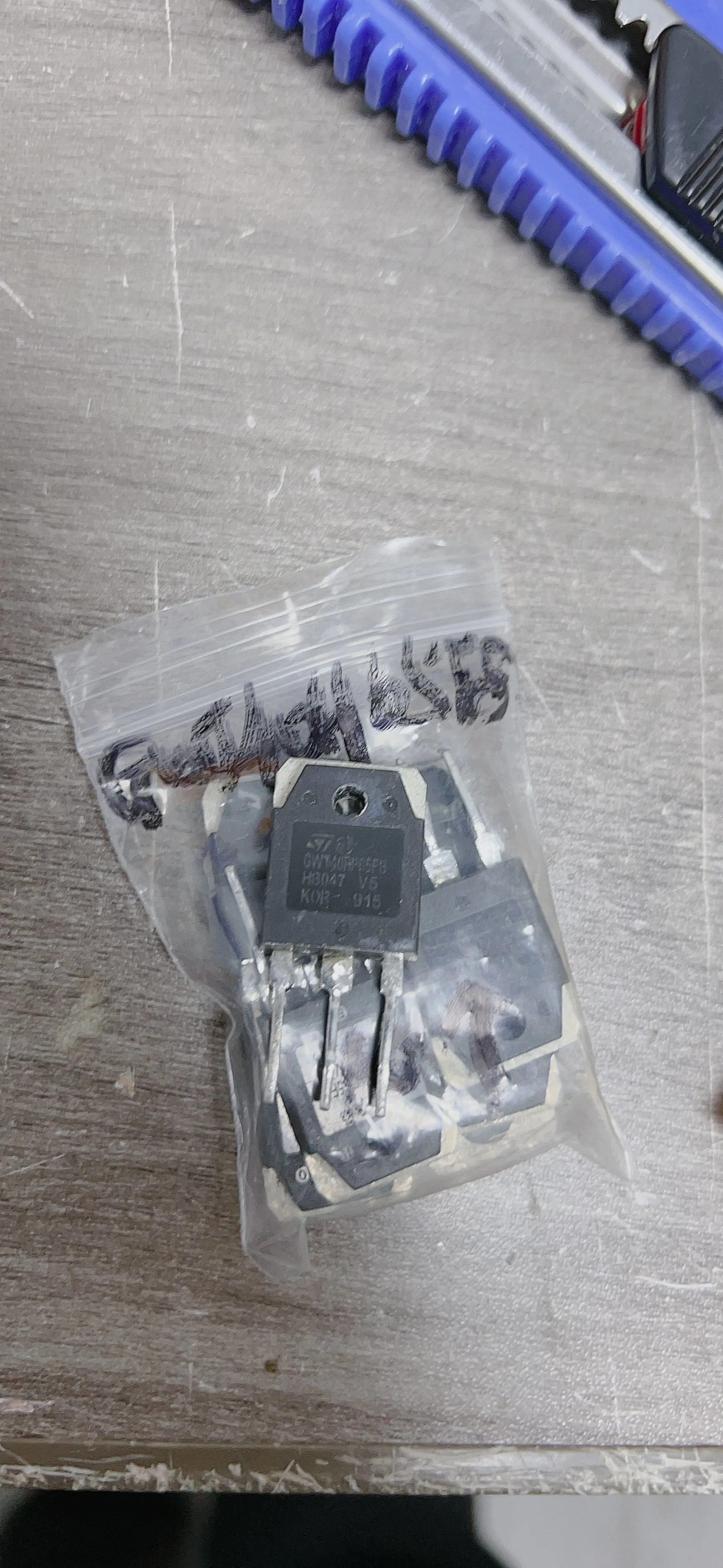 Scatter new GWT40HP65FB GWT40H65DFB 40A 650V TO-3P IGBT field effect tube   10PCS -1lot
