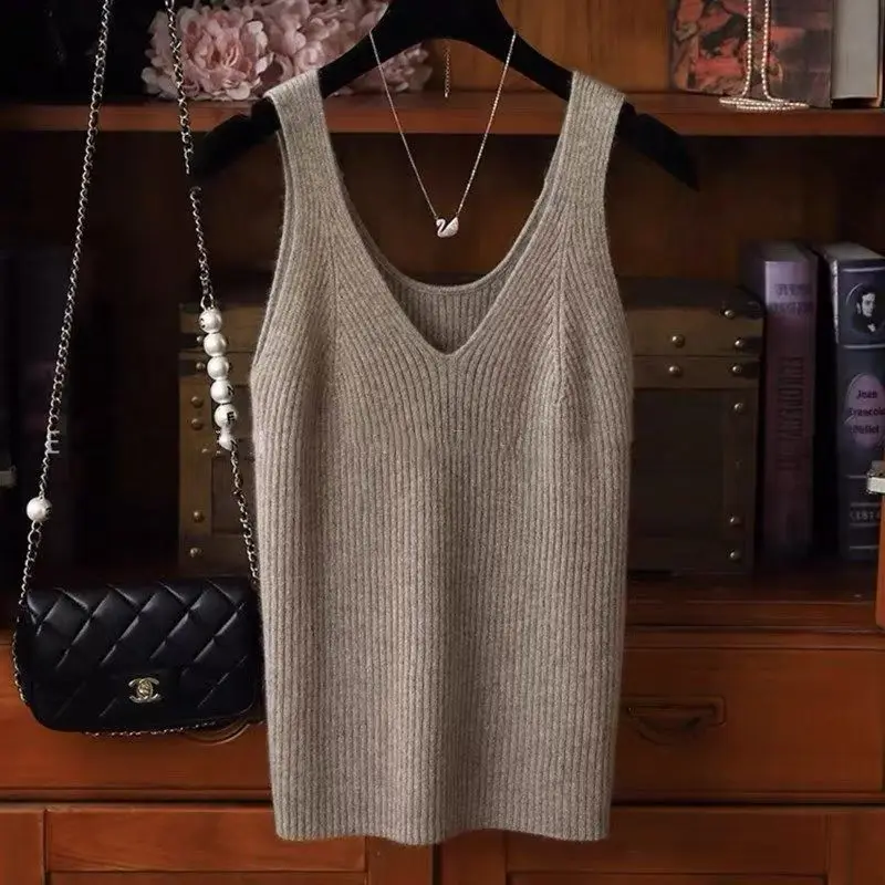 V-Neck 100% Merino Wool Knitted Tank Top Korean Fashion Strap Women's Warm Hooded Loose Solid Color U-Neck Knitted Top
