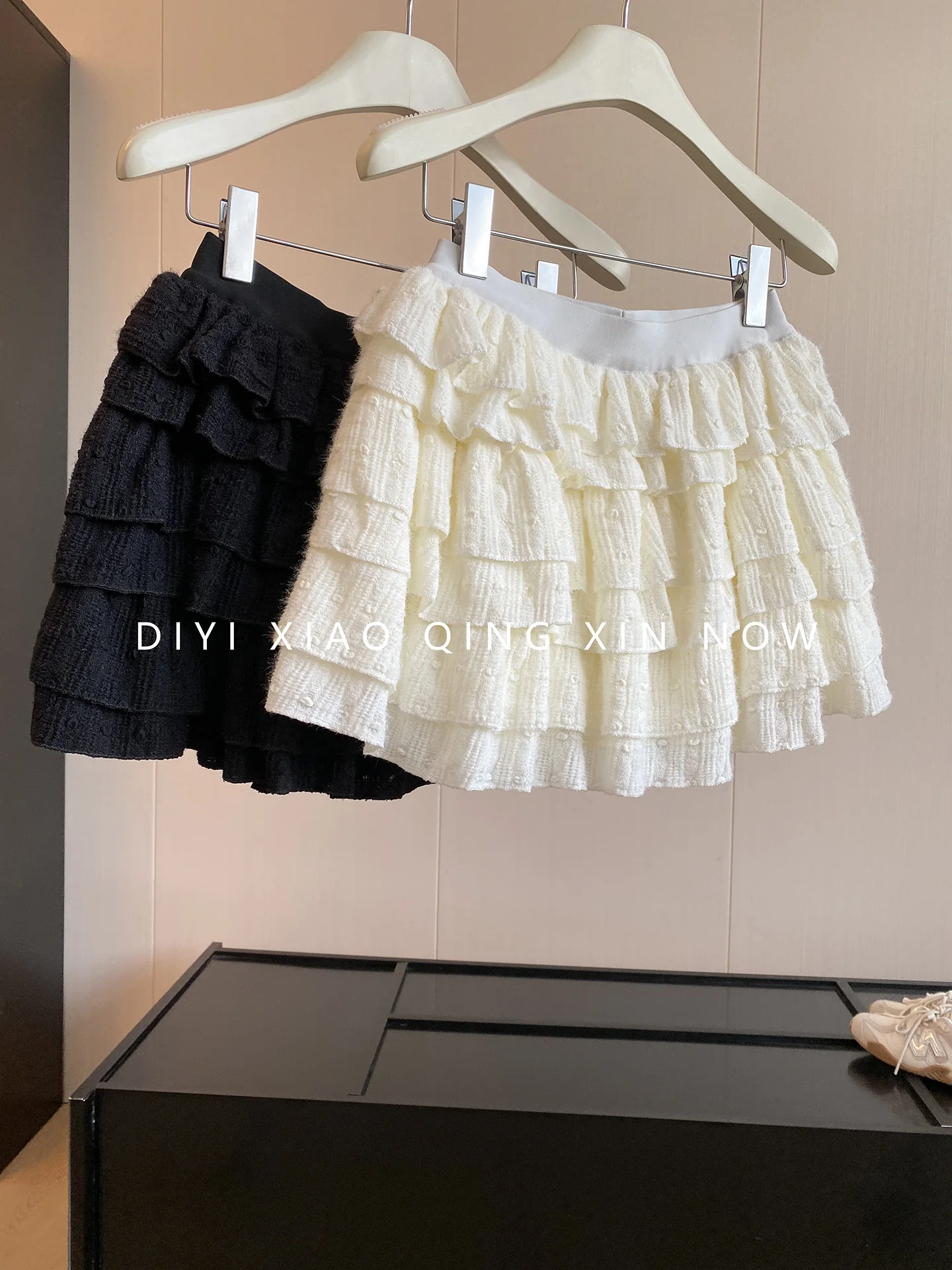 Sweet Girl Style Multi-Layer Ruffle Cake Skirt Women's High Waist Slim A-Line Puffy Short Skirt Polyester Fiber 2026 Autumn