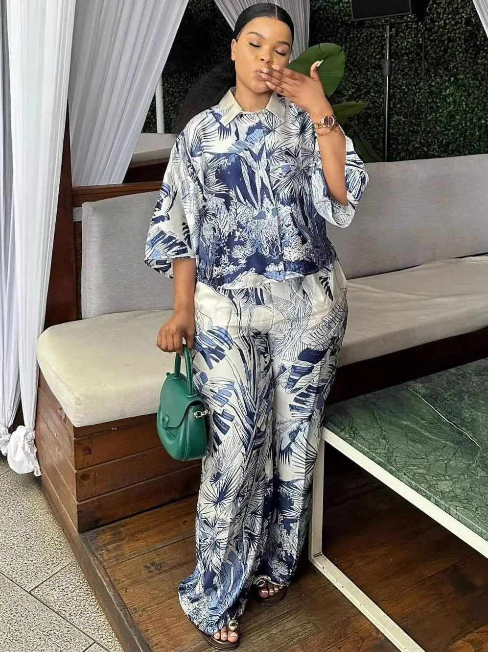 

Casual Printed irt And Pants Set Turn-down Collar Long Pants Ensemble Women's Faion Spring Collection Polyester Material