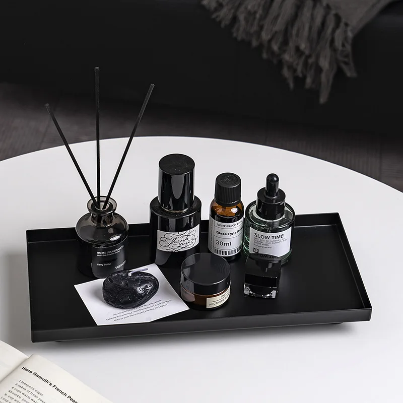

Cross-border creative wrought iron jewelry tray, entrance ornament, rounded corner storage tray, table skin care product decorat