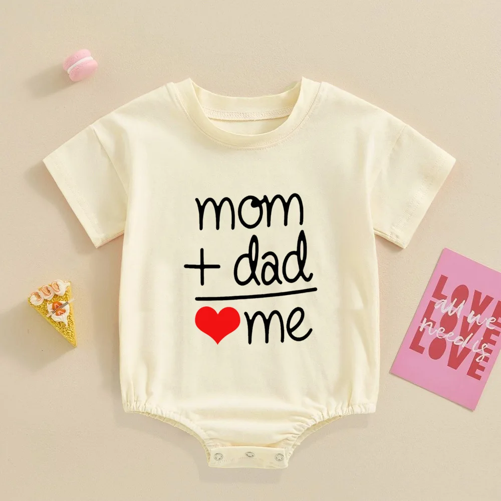 

Mom+dad=me Print Baby Bubble Romper Casual Short Sleeve Oversized Infant Bodysuit Baggy Bubble Rompers Summer Babys Clothing