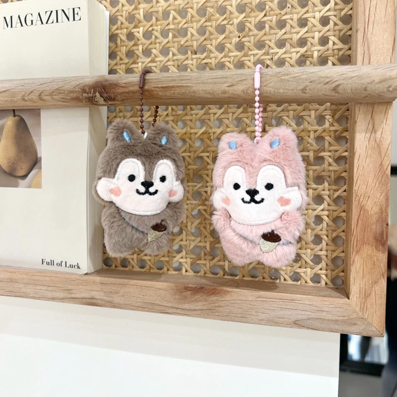 Lindo juguete de peluche de ardilla de nuez, llavero de muñeco de peluche de dibujos animados, bolso encantador, colgante, mochila, llavero, adornos
