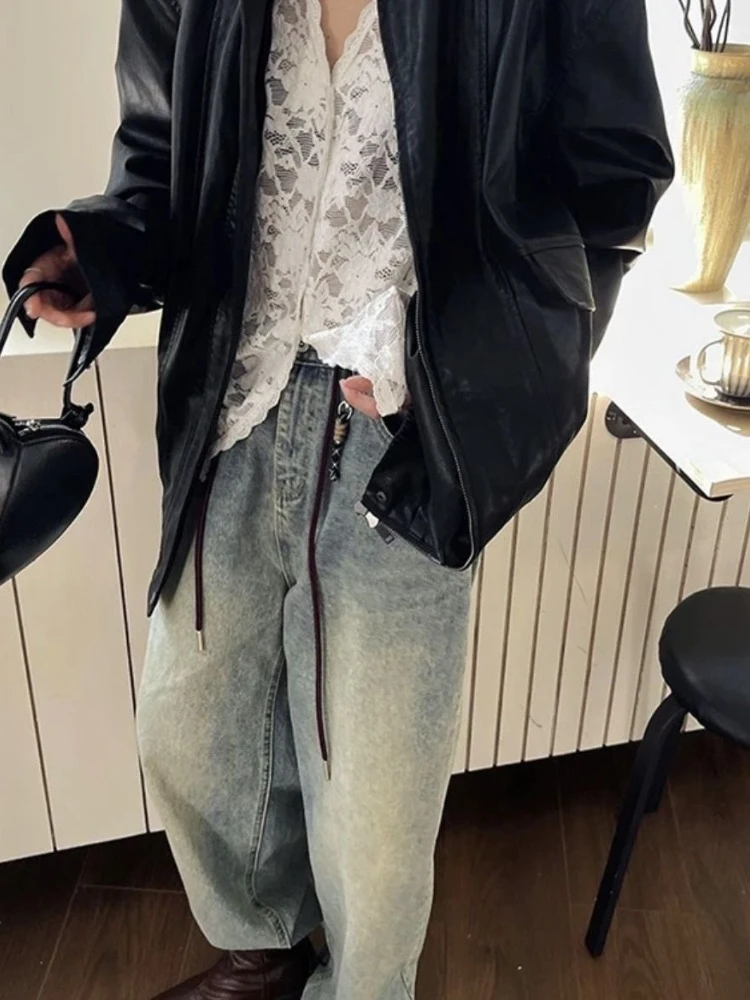 Élégant évider dentelle Blouses femmes Sexy doux à manches longues Blouses Mujer hauts voir à travers la mode été chemises noires