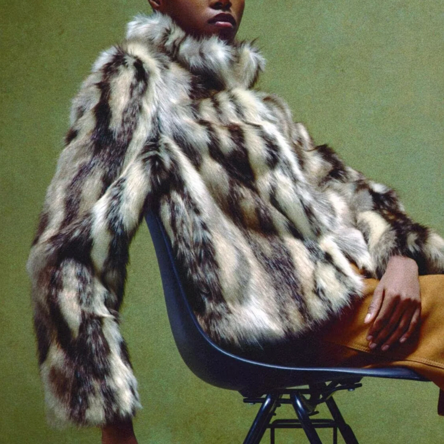 Z casaco feminino com efeito de pele artificial 2025 novo sle personali outerwear longo sve solto ajuste fibra de poliéster