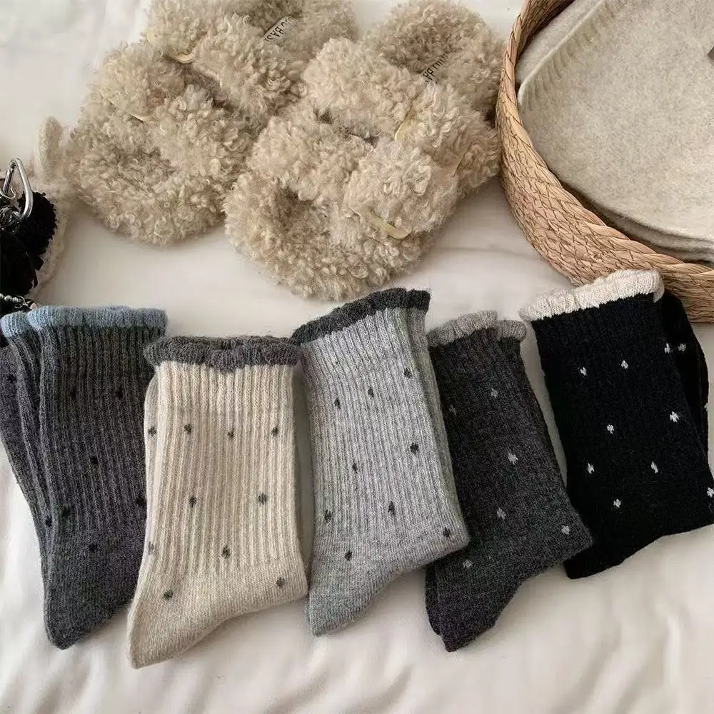 5/10 Pairs Women Spring Summer Polka Dot Printed Mid Tube Socks Fashionable Sweet Style Soft Comfortable All Season Casual Socks image 6