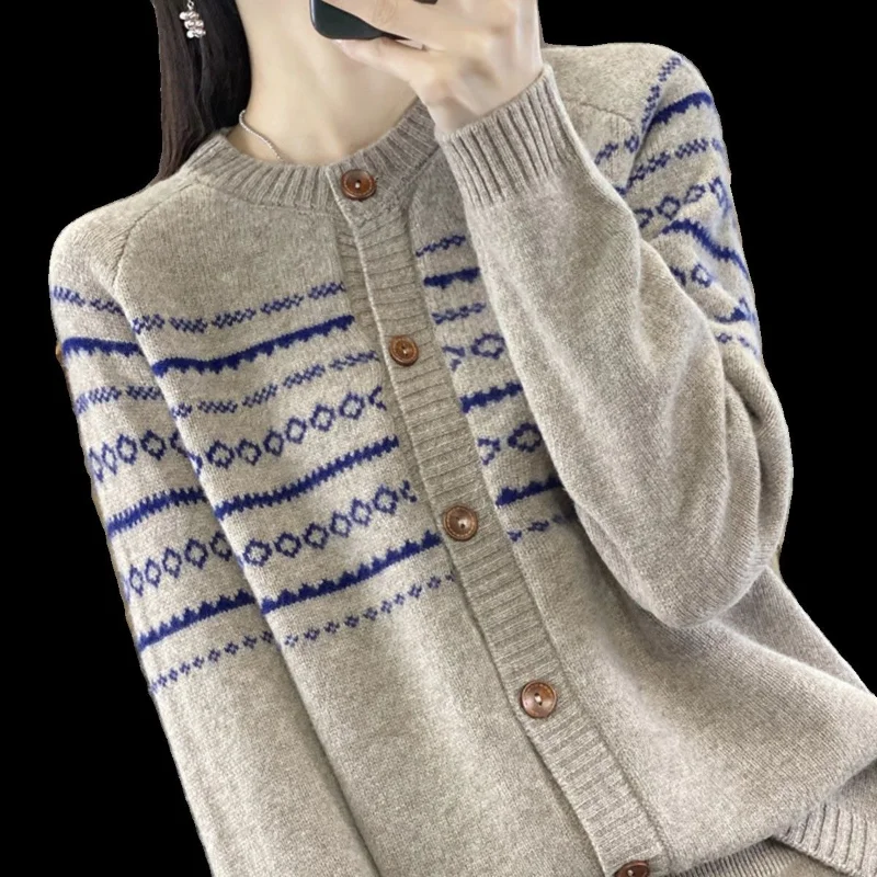 

Autumn and Winter Retro Jacquard Knitted Cardigan Women's Round Neck Loose Cardigan Sweater