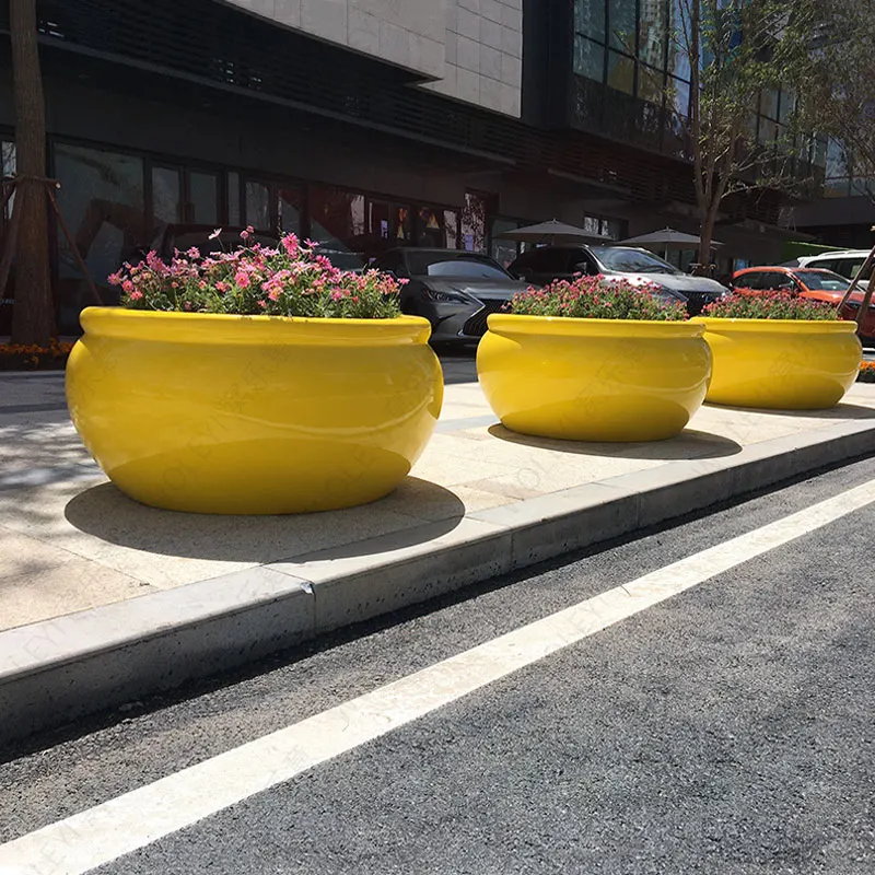 *Customized Fiberglass Flower Planter  Hotel Apartment Mall School Park Exterior Indoor or Outdoor Use Flower pot sets