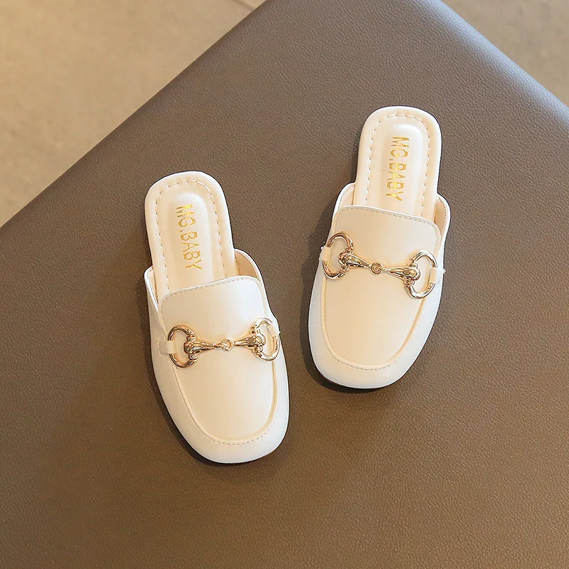 Girls Soft Covered Toes Sandals Summer Fashion Children Versatile Solid Black Chains Outdoor Shoes Kids Slippers