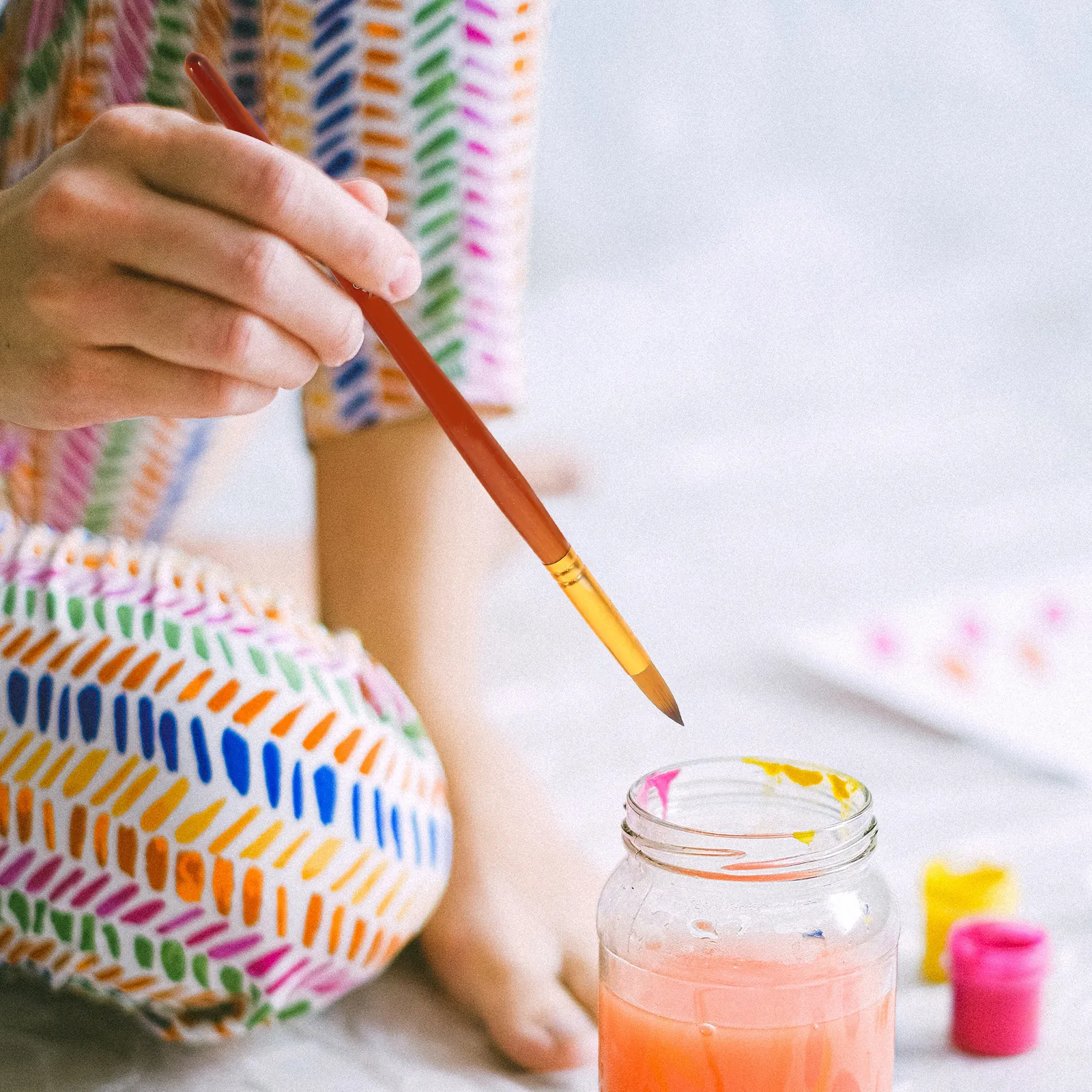 

6Pcs Art Paintbrushes Set Smooth Fine Tip Brushes for Watercolor Oil Acrylic Painting Wall Art Advertising Student Artist