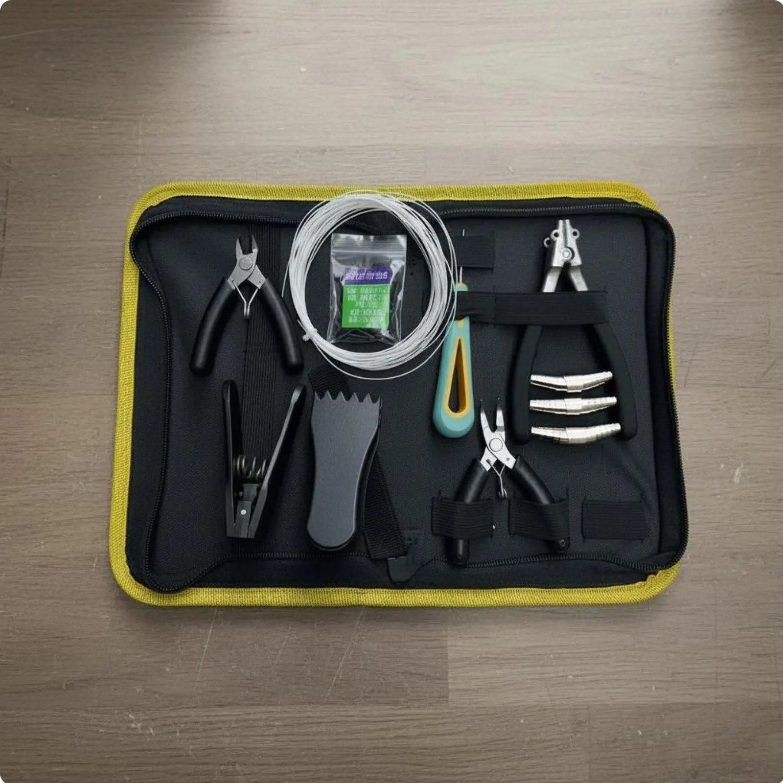 8 Pieces Badminton Racket Stringing Tool Kit Multi-Functional Badminton Stringing Clamp Kit Portable Racket Restringing Tool Set