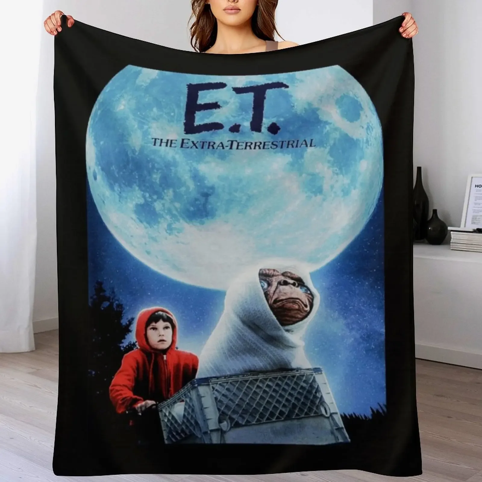 E.T. The Extra Terrestrial (1982) Movie Classic . Throw Blanket For Baby blankets ands Blankets