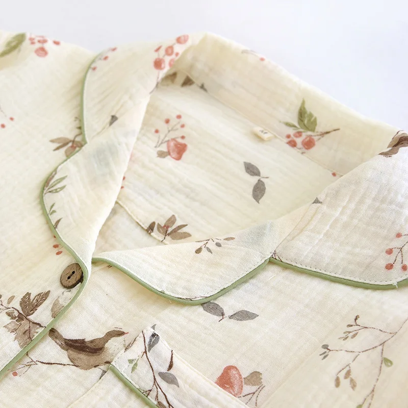 طقم بيجامة نسائي جديد لربيع وخريف 2025 100% كريب قطني بأكمام طويلة وسراويل طويلة طقم مكون من قطعتين ملابس منزلية فضفاضة وموسعة