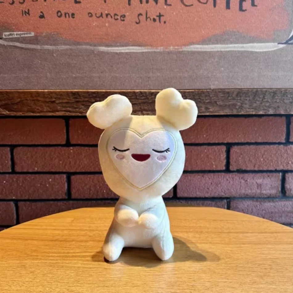 TWICE Momo الكورية سوبر ستار ألعاب من نسيج مخملي المفاتيح لينة الكرتون الحيوان قلادة هدية لمحبي عيد ميلاد الفتيات